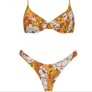 Triangl saria retro nude set